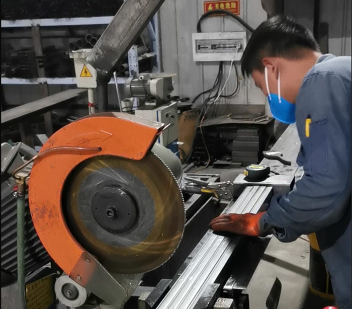 貨架材料注水式切割機(jī)，無塵環(huán)保效率高